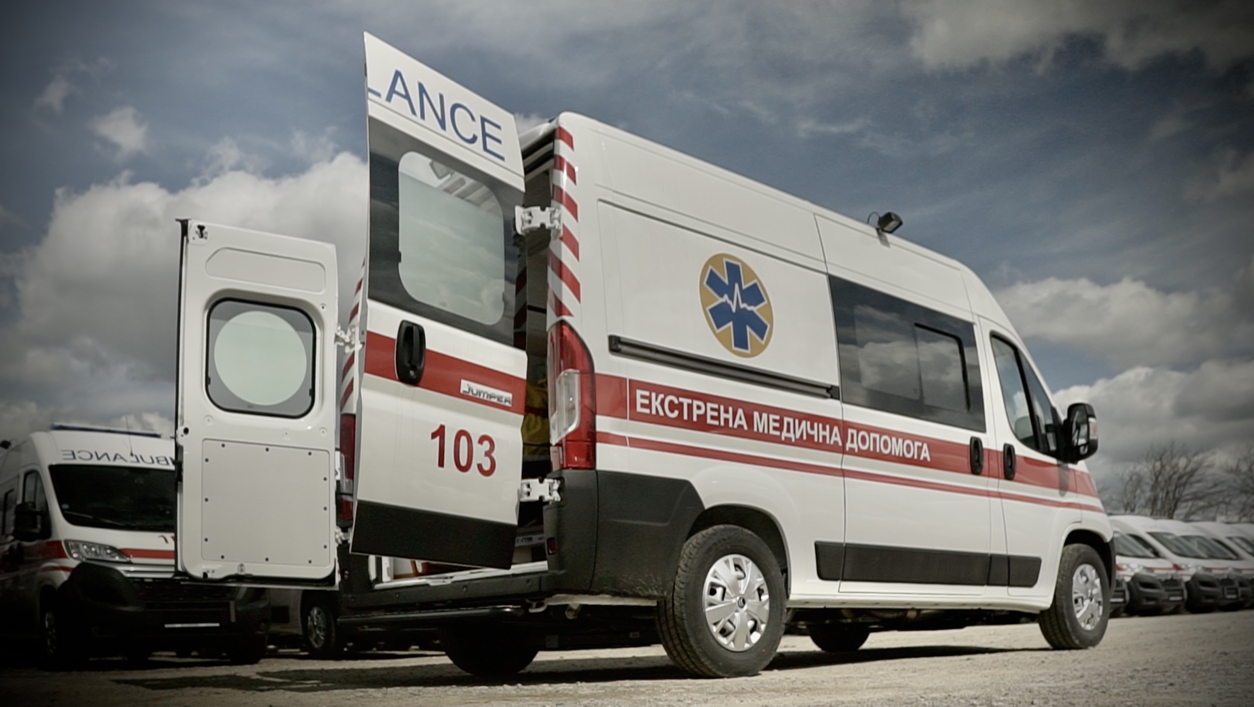 Медики запорожской “скорой” получат новые автомобили для транспортировки пациентов с Сovid-19