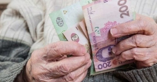 В Запорожской области работник госучреждения украл 500 тысяч гривен из социальных выплат пенсионерам