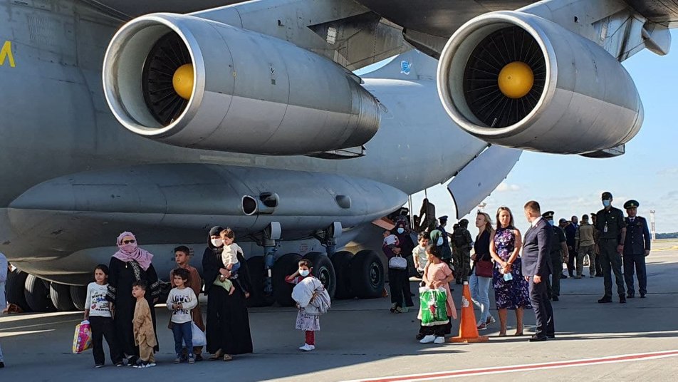Самолет мелитопольской авиатранспортной бригады ВСУ прибыл из Кабула в Борисполь с эвакуированными людьми (ВИДЕО)