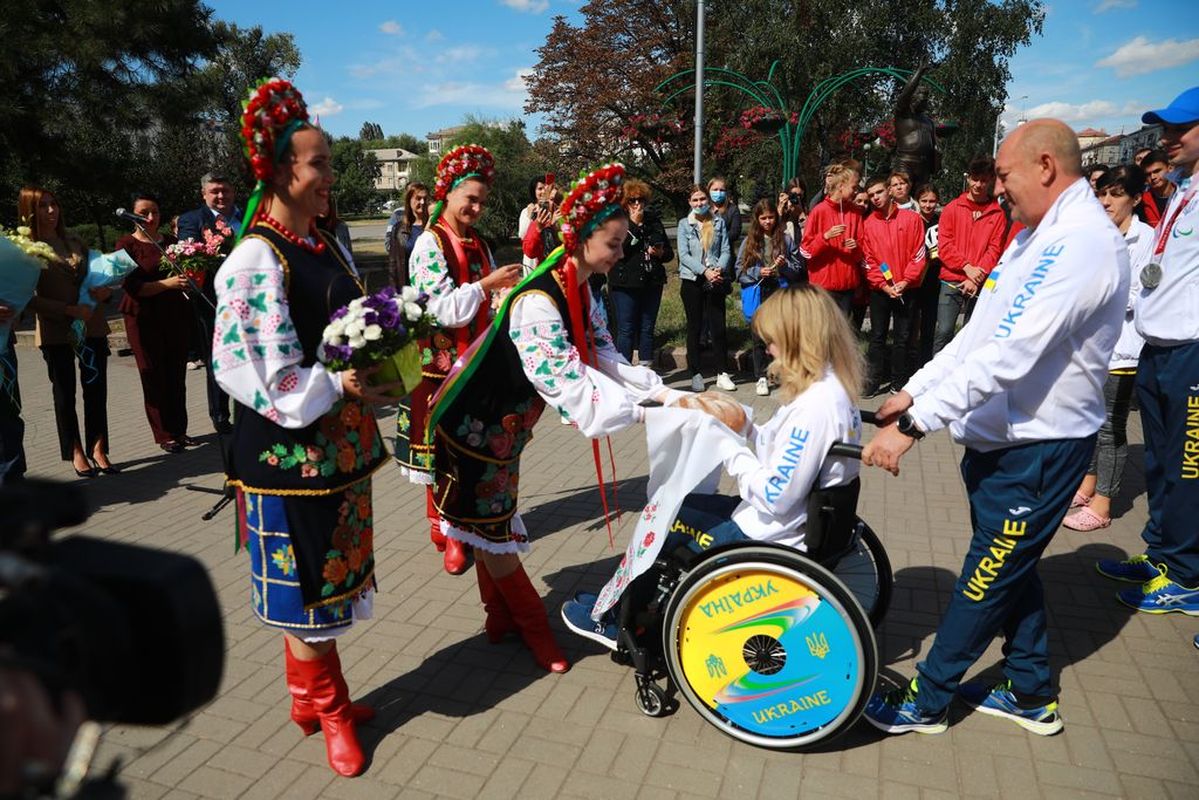 В Запорожье приветствовали призеров Паралимпийских игр (ФОТО)
