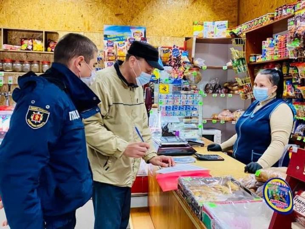 Аптеки, салоны красоты и заведения общепита: в Запорожской области почти на 30% проверенных объектах выявили нарушения карантина (ФОТО)