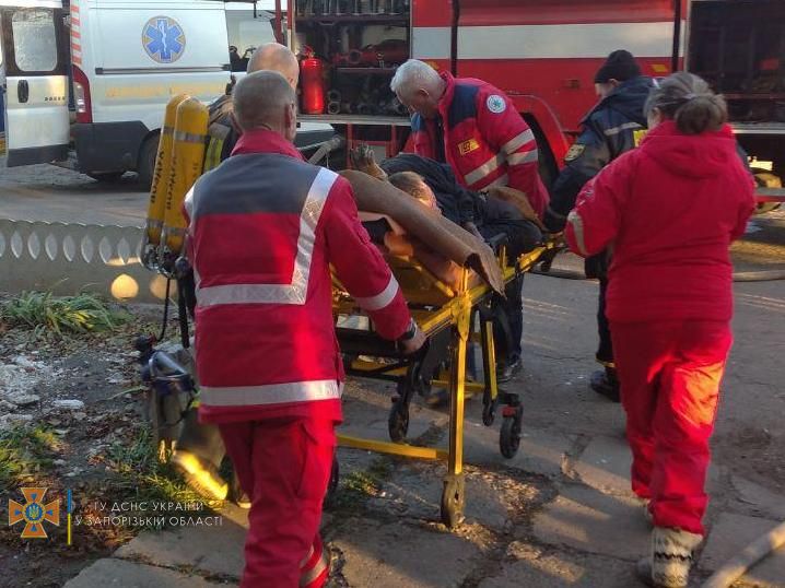 В Запорожской области в пожаре  пострадал мужчина: его госпитализировали в больницу (ФОТО)пожар