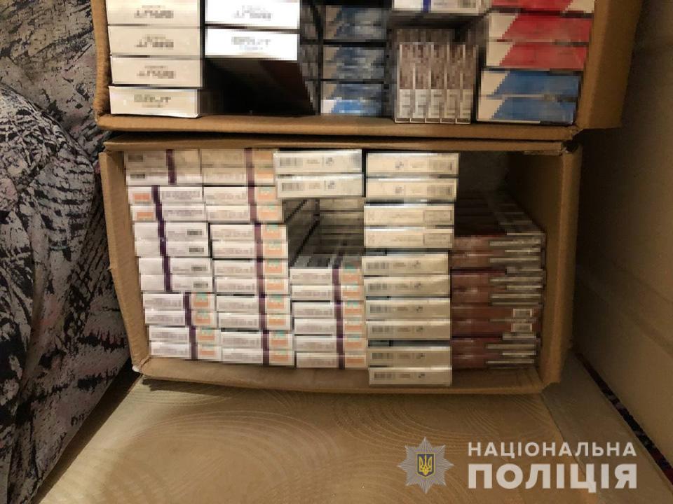 В Запорожье правоохранители изъяли табачных изделий сомнительного происхождения на 230 тысяч гривен (ФОТО)