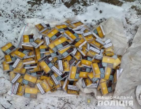 В Запорожской области полиция изъяла контрафактную табачную и алкогольную продукцию (ФОТО)
