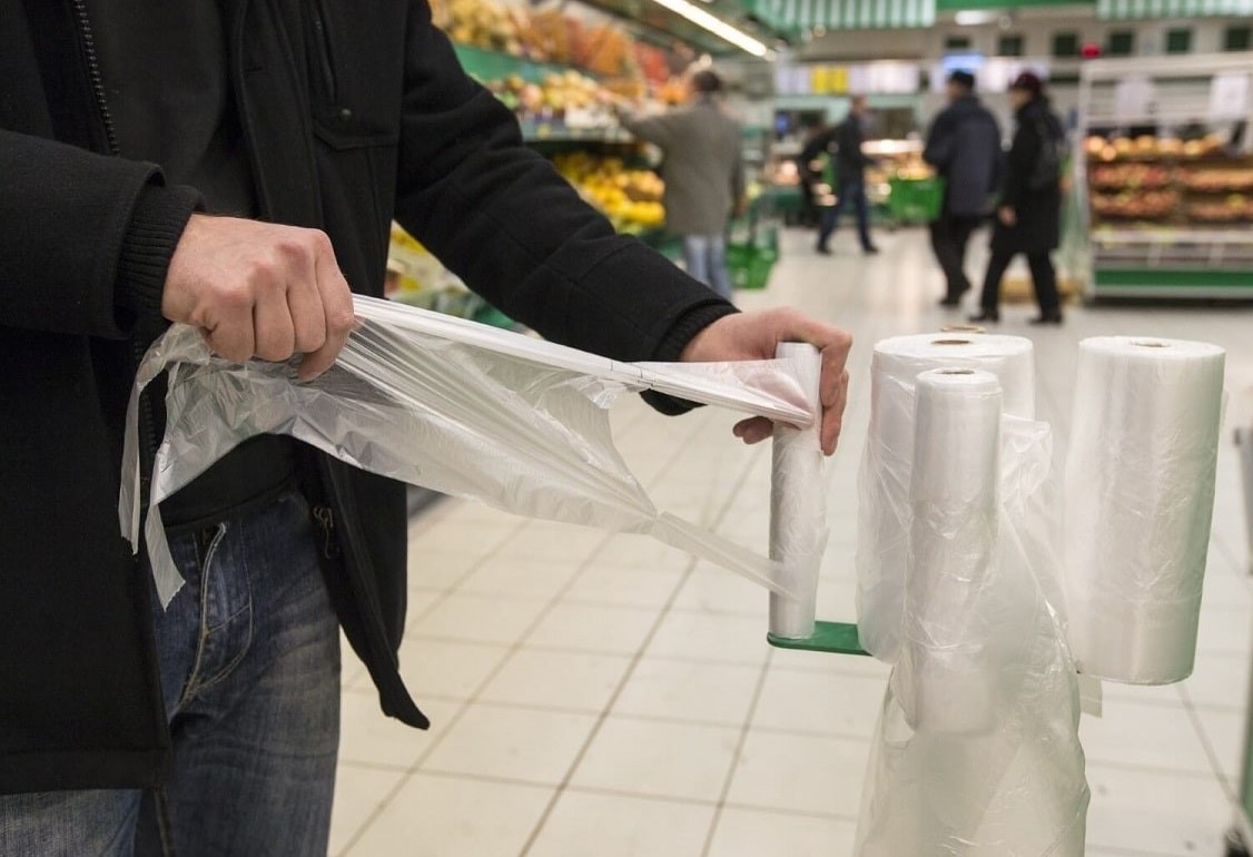 Стало известно, сколько будут стоить пластиковые пакеты в магазинах Запорожской области