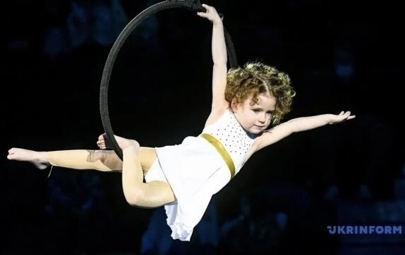 В Запорожье 4-летняя гимнастка установила рекорд Украины (фото)