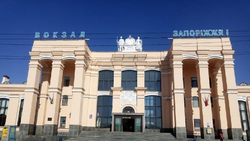 140 тисяч людей у безпеці: «Укрзалізниця» відзначила залізничний вокзал «Запоріжжя-1»