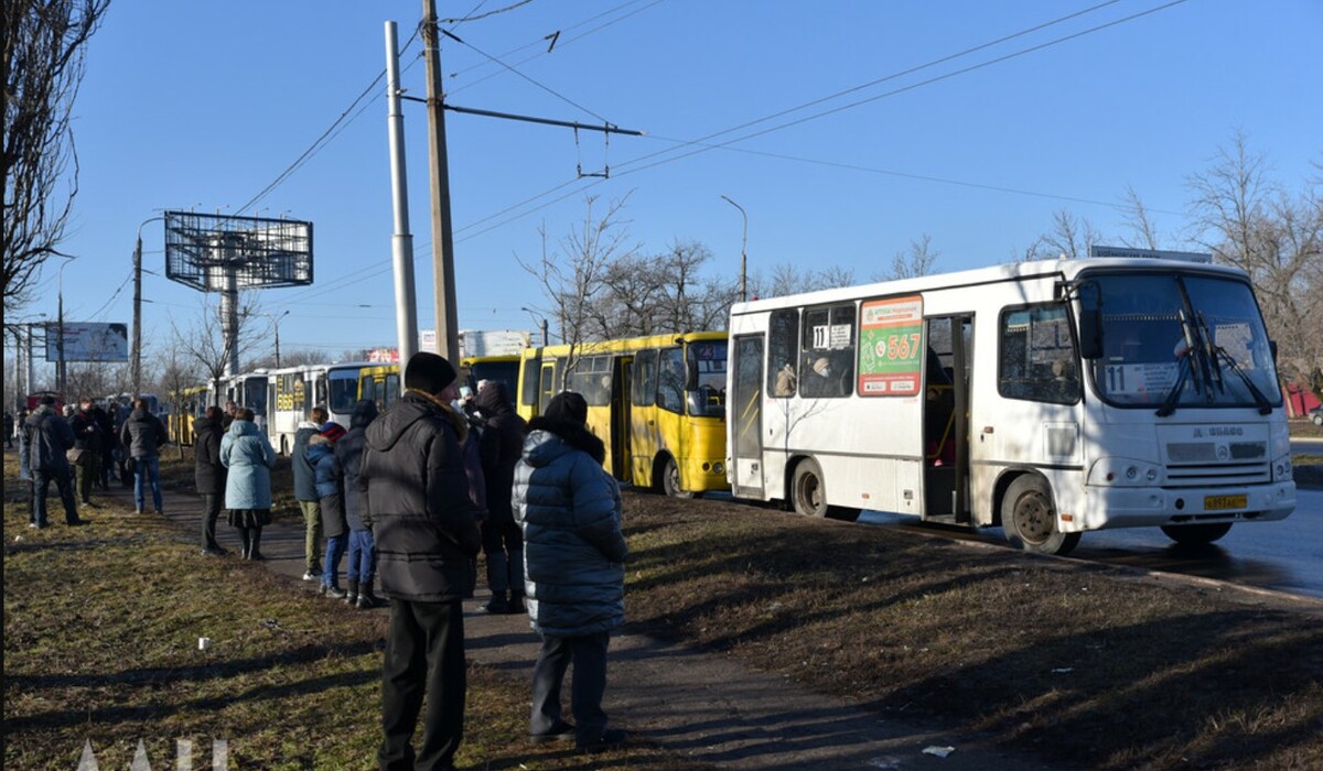 В Донецькій області втрачено зв’язок з евакуаційною колоною Запоріжжя-Маріуполь