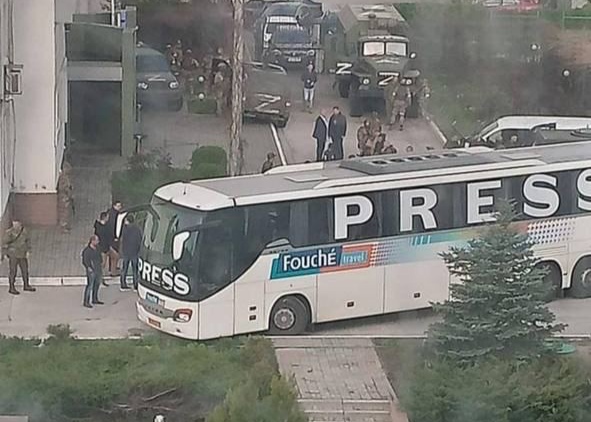 В Енергодар окупанти готують провокацію: підвезли «масовку» і цілий автобус росЗМІ