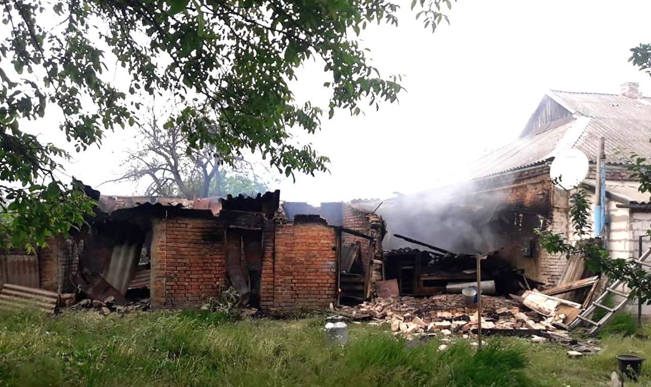 За останню добу у Гуляйполі під ворожим вогнем опинилися більше 50 будинків (ФОТО)
