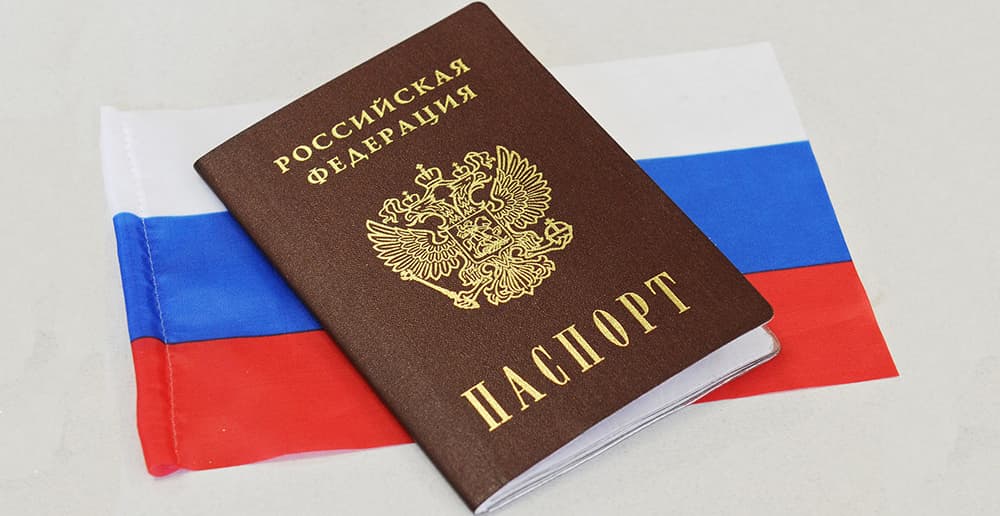 путін спростив «паспортизацію» жителям окупованих територій Запорізької області