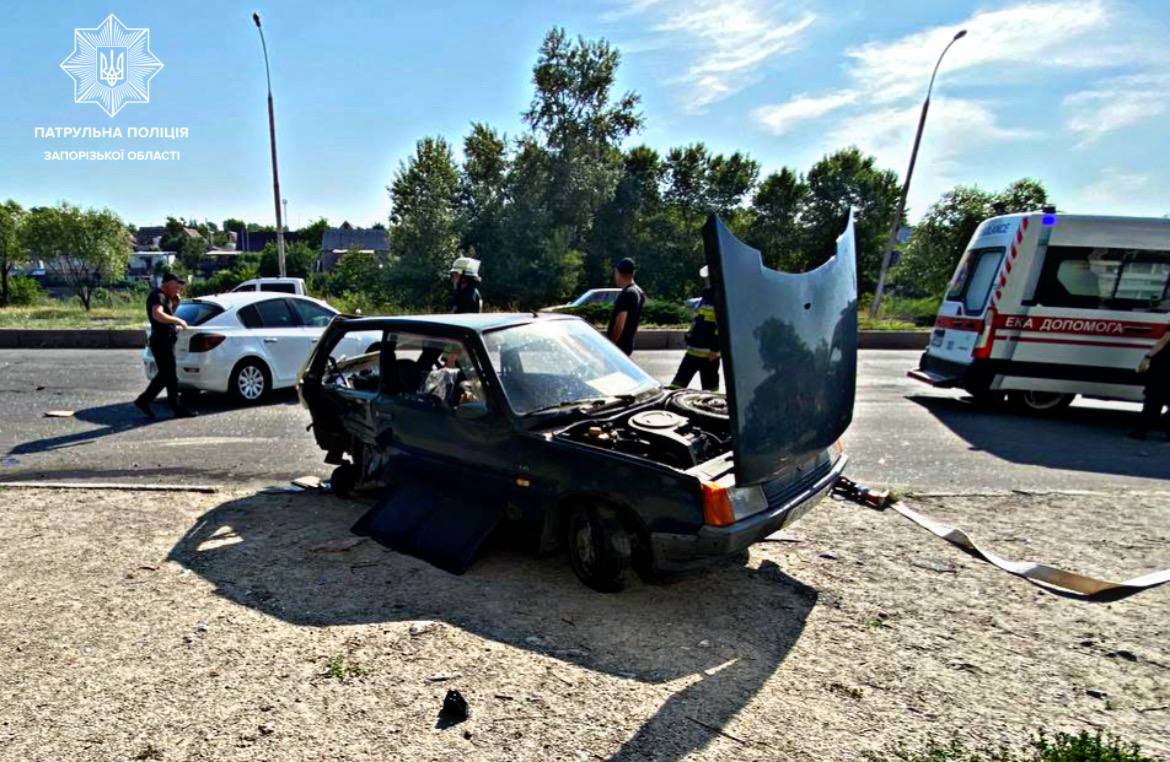 У Запоріжжі п’яний водій спровокував ДТП з постраждалими (ФОТО)