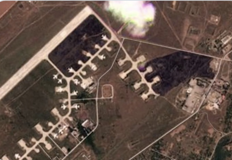 У мережі з’явилися кадри супутникових зйомок знищеного аеродрому в Мелітополі (ВІДЕО)
