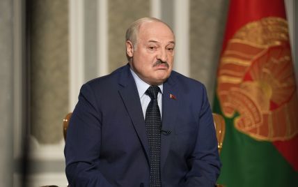“Клоунада, просякнута кров’ю”: у Зеленського відреагували на привітання Лукашенка з Днем Незалежності