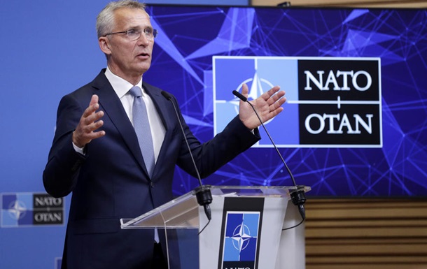 НАТО допоможе Україні пережити зиму – Столтенберг