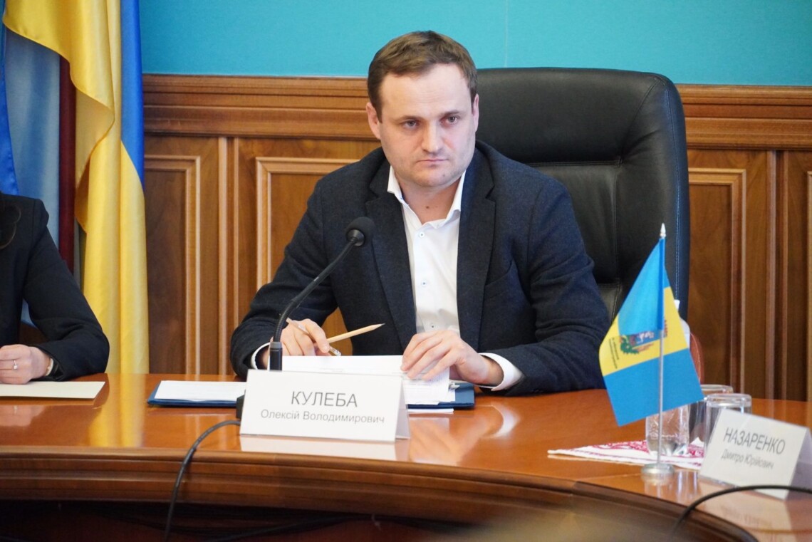 Жителів Київщини можуть тимчасово переселити до інших регіонів – Кулеба