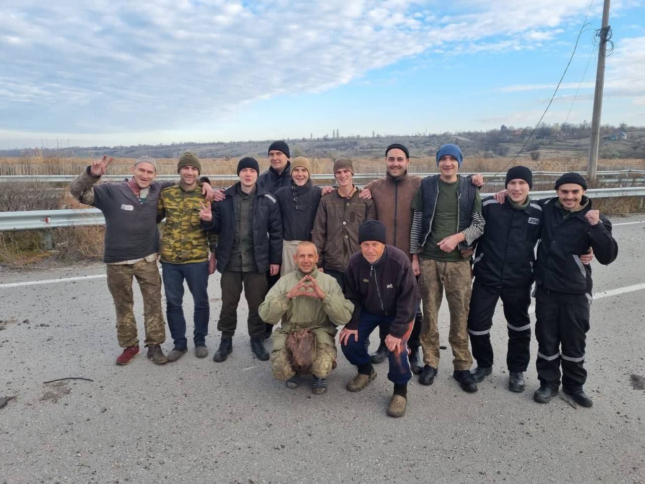 У Запорізькій області провели черговий обмін полоненими: звільнено 107 поранених воїнів (ФОТО, ВІДЕО)