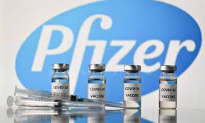Україна отримала 100 тис. доз вакцини від коронавірусу Pfizer