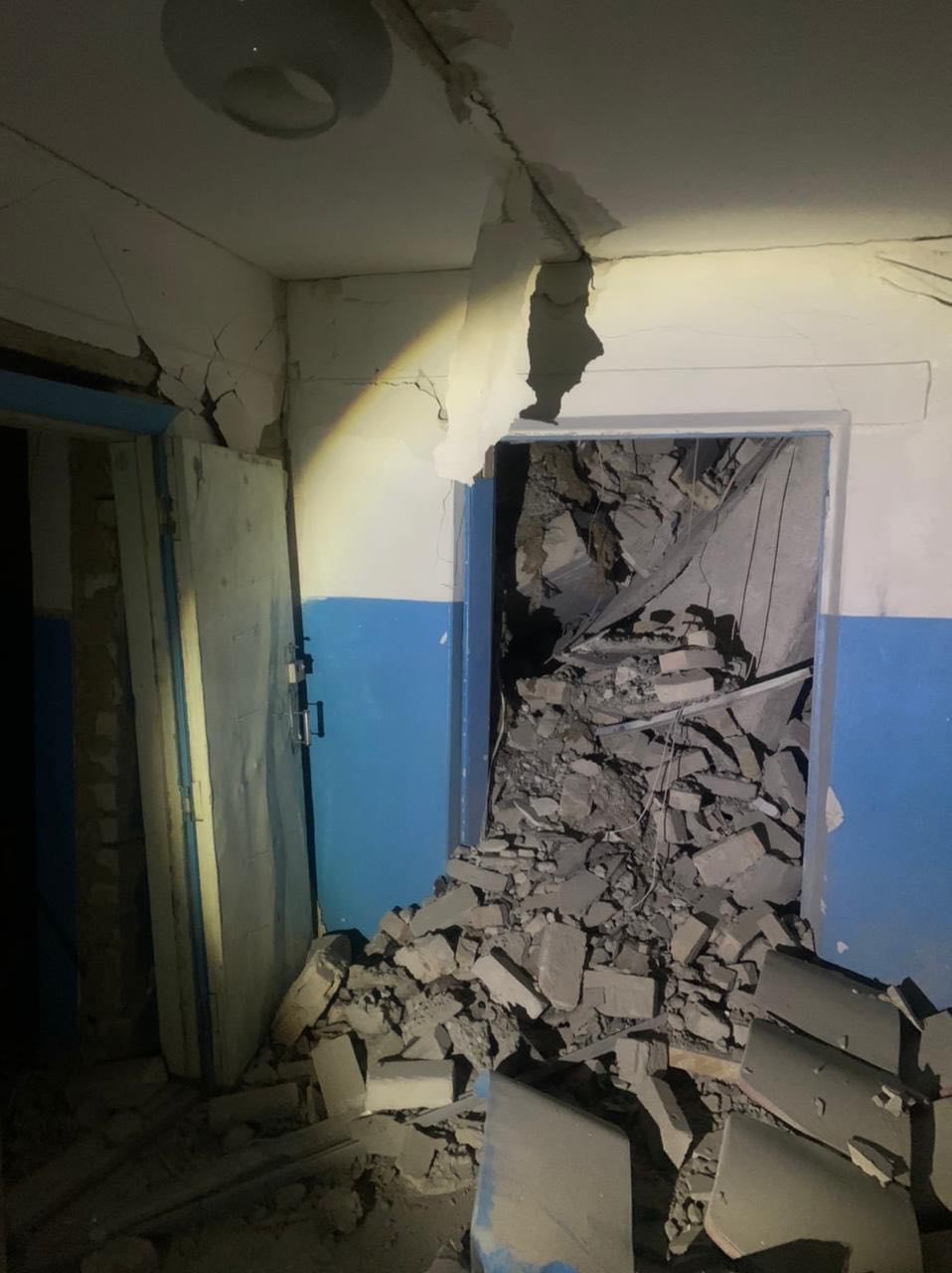 Рашисти обстріляли село на Запоріжжі: майже повністю зруйновано адміністративну будівлю