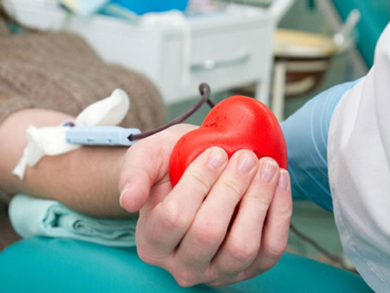 Жителів Запоріжжя закликають стати донорами крові